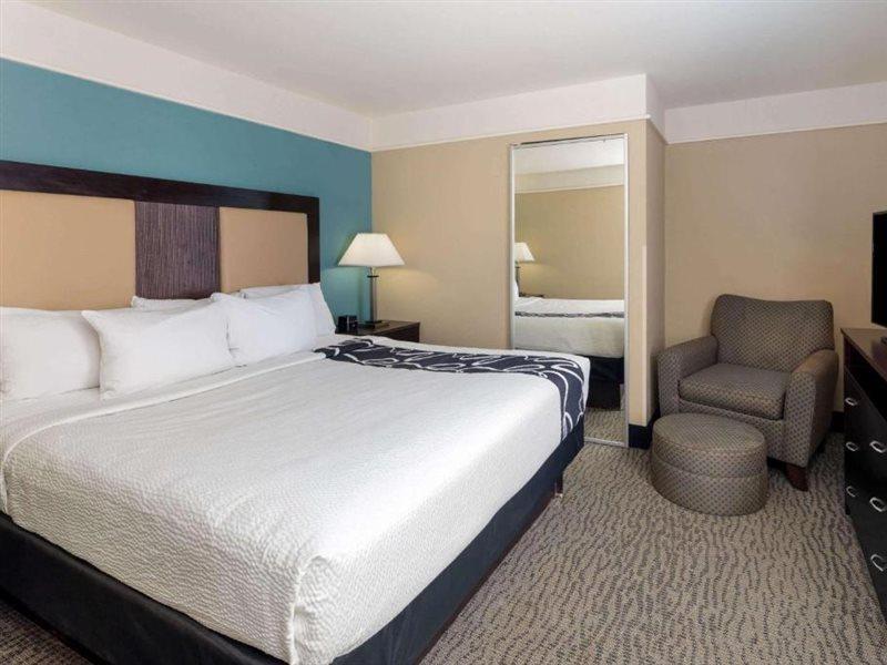 La Quinta By Wyndham Savannah Airport - Pooler Extérieur photo