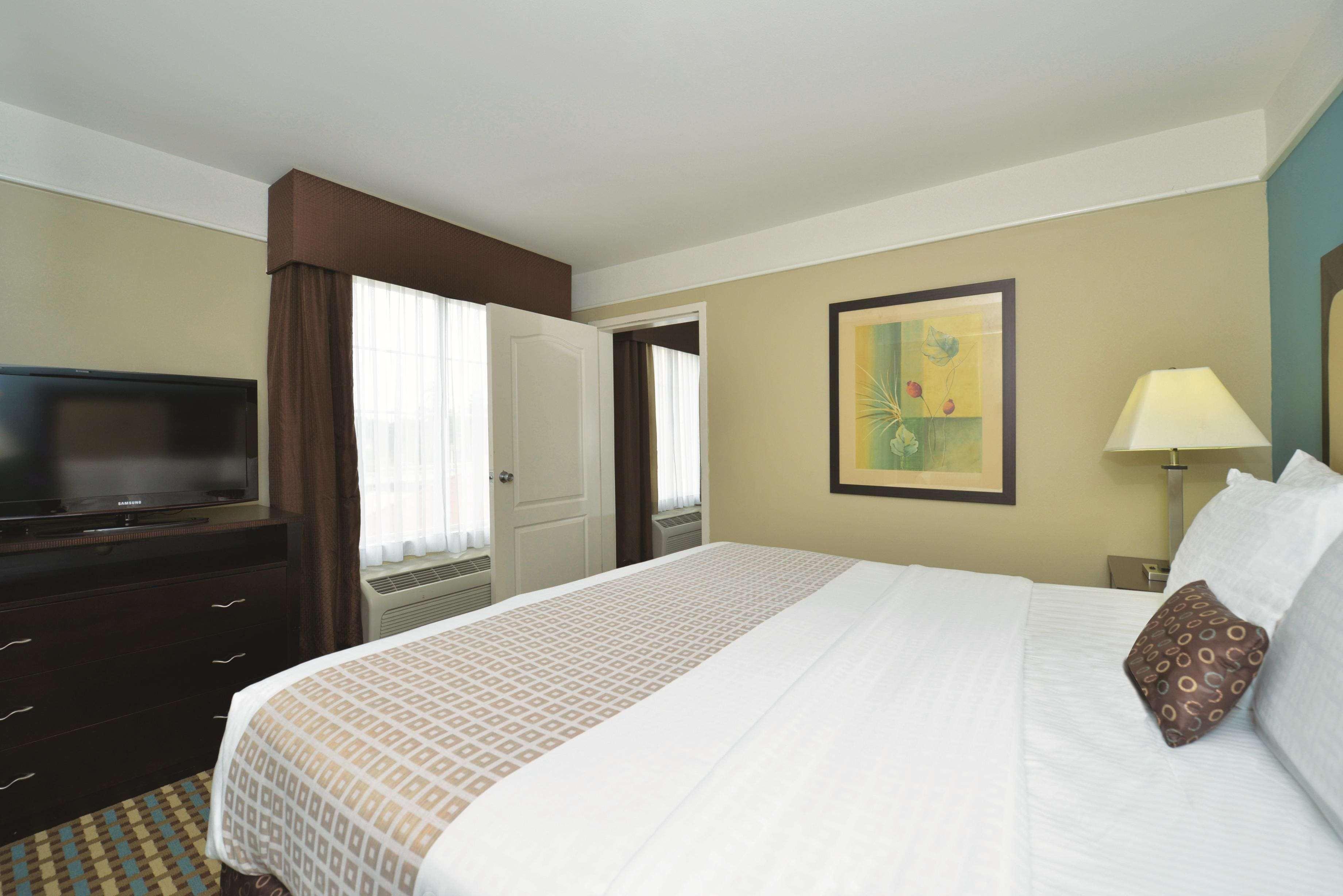 La Quinta By Wyndham Savannah Airport - Pooler Extérieur photo