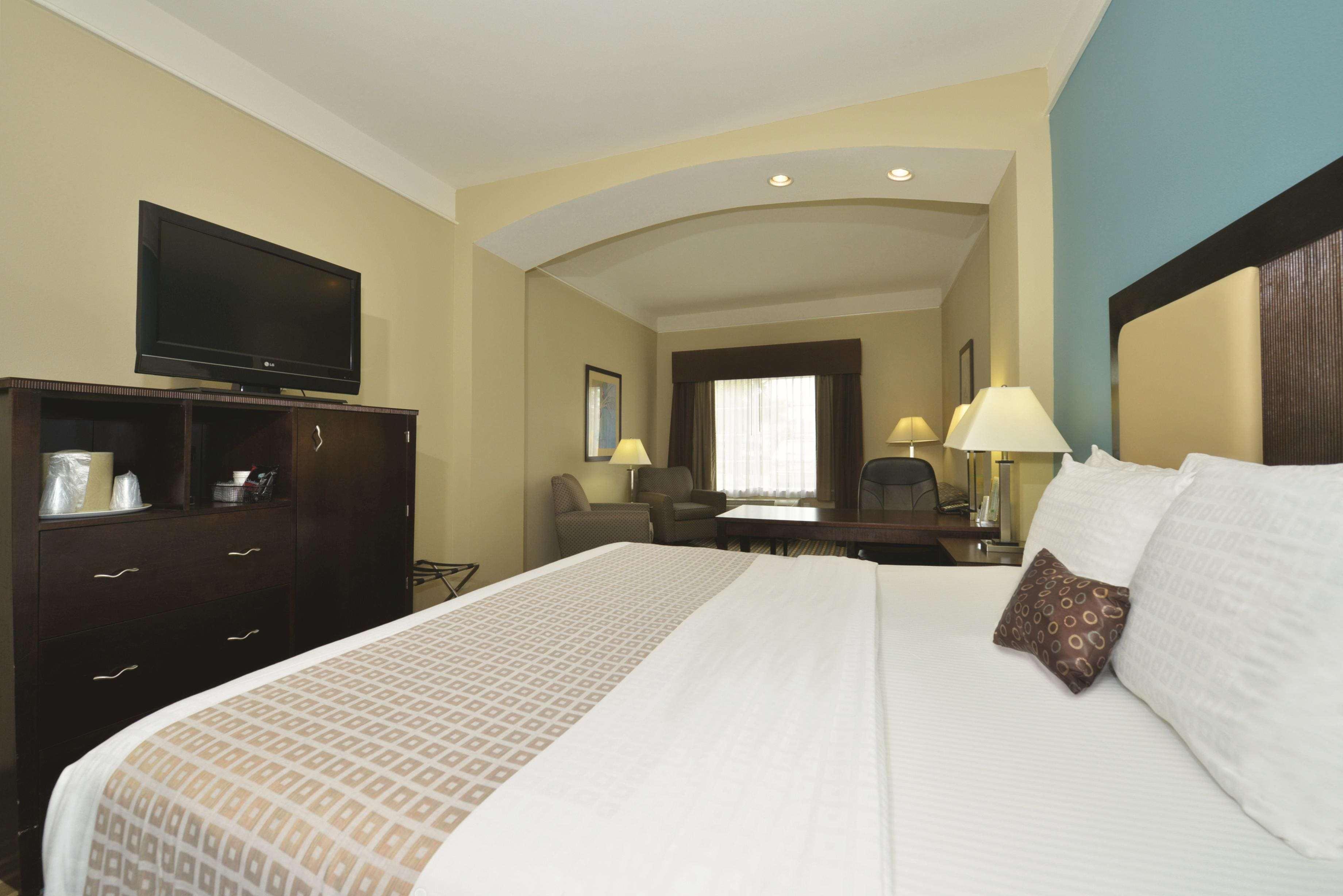 La Quinta By Wyndham Savannah Airport - Pooler Extérieur photo